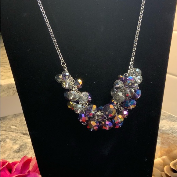 Purple crystal Aurora Borealis carved beads. - Picture 4 of 5